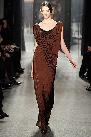 Vestido con cuello drapeado Donna Karan