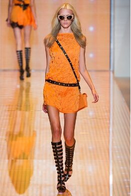 Tendencia-Moda-primavera-verano-2013-colores-neon-Versace